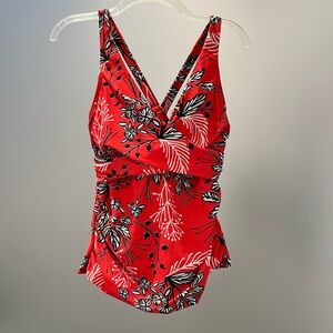 NWOT Floral Tankini Top